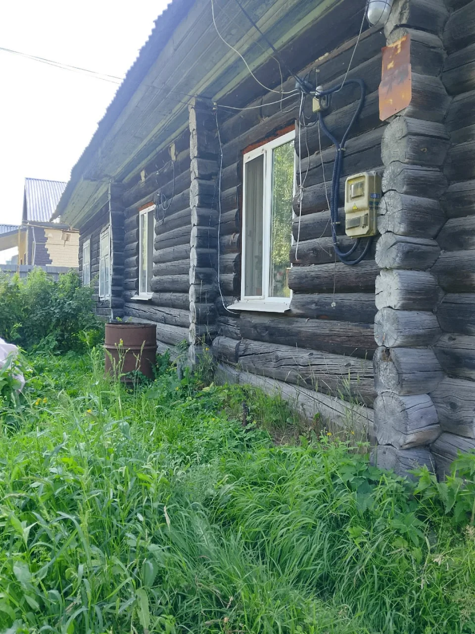 Продаем дом в городе Колпашево в районе бани