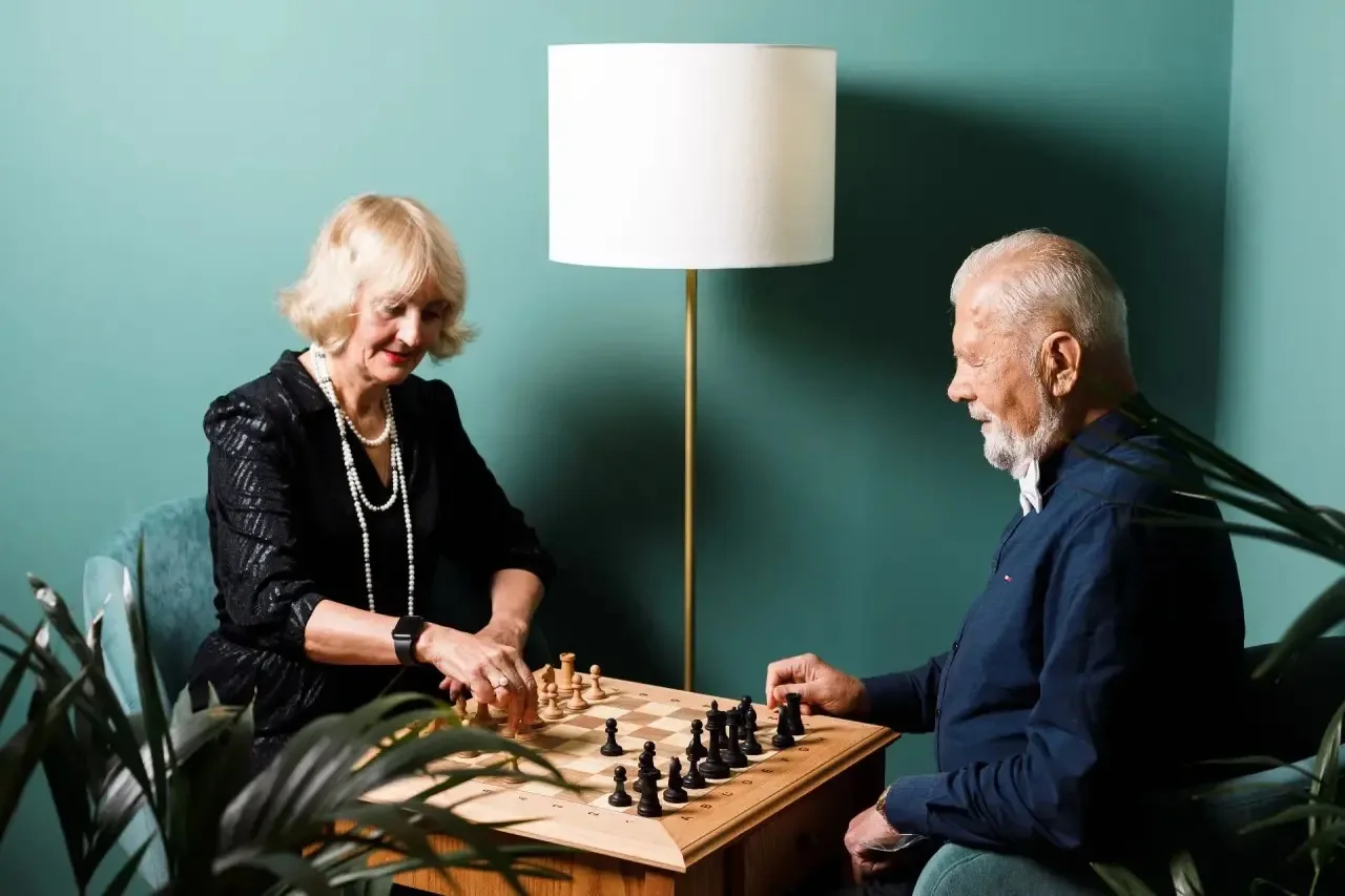 ♟️ Лучший гамбит — обменять свободный вечер на интересную компанию 

В День шахмат рассказываем об э