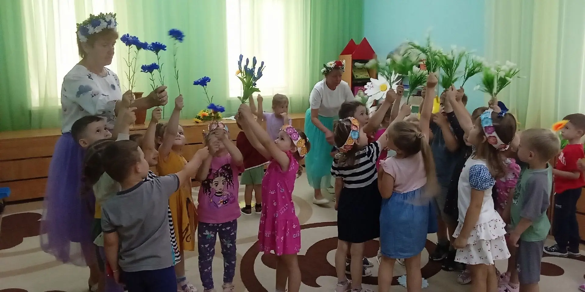 День цветов.