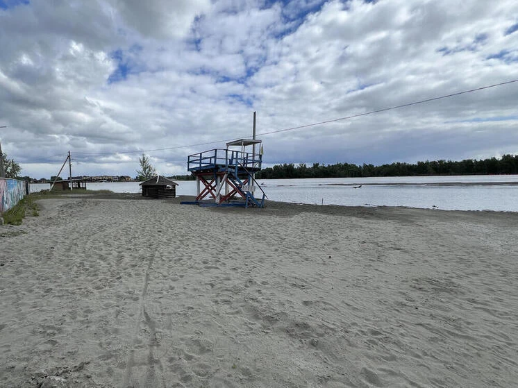 🏖 Городской пляж на острове Помазкин в Барнауле пока не откроют

В Барнауле городской пляж на остро