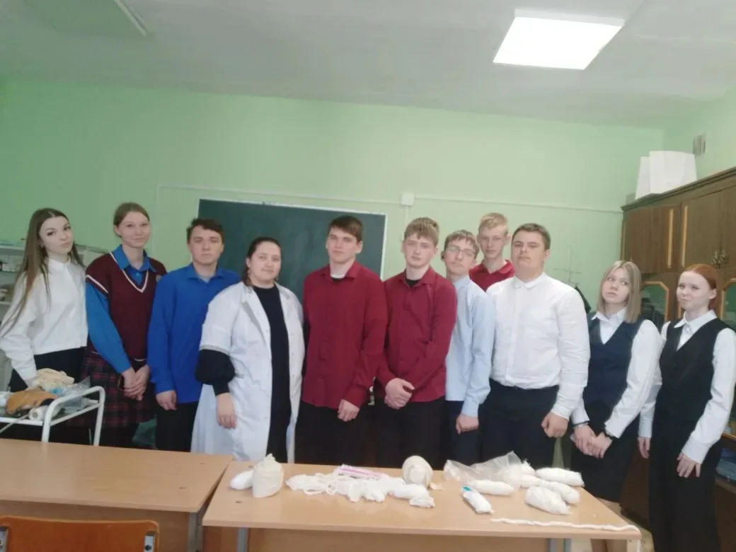 Создание предпрофессиональных классов в школе направлено на предоставление обучающимся ...