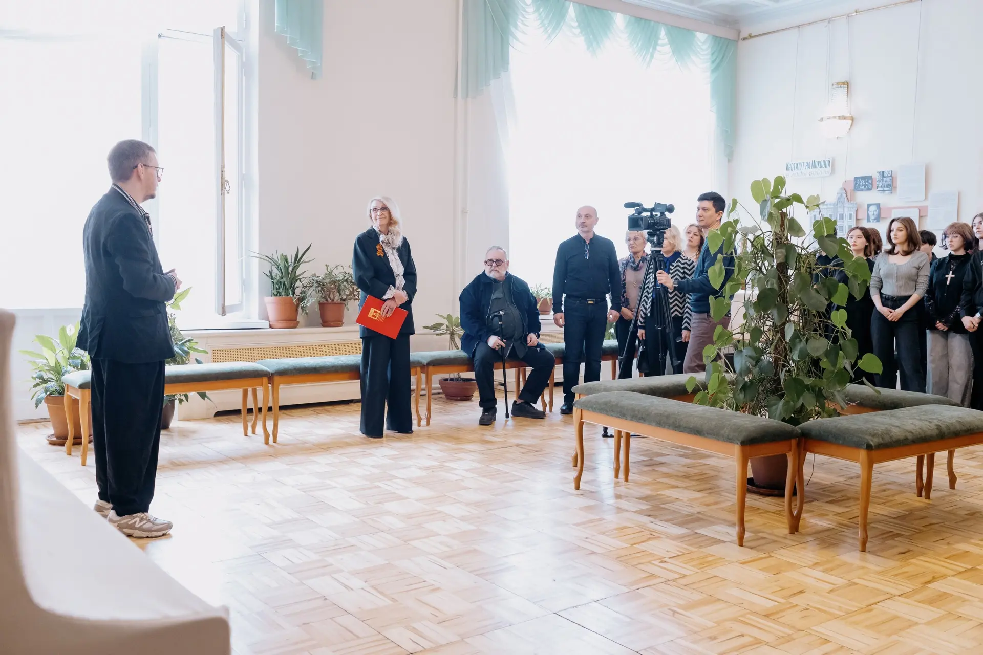 В канун Дня Победы в #РГИСИ открылась выставка «Так и будет: фронтовой театр во время В...