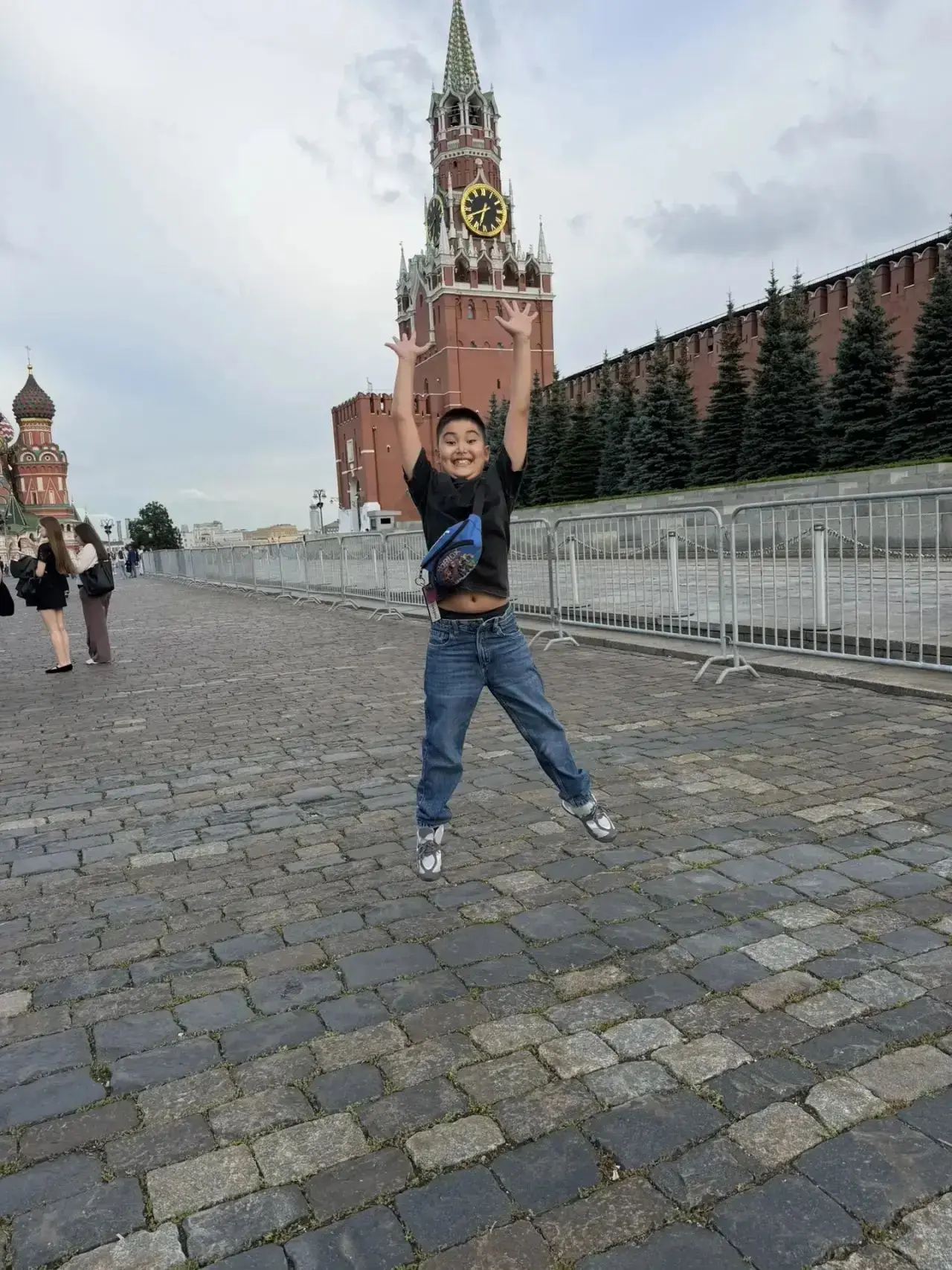 Эти прекрасные дни останутся в нашей памяти!