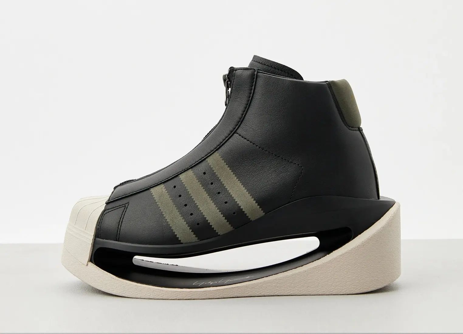 adidas 2026