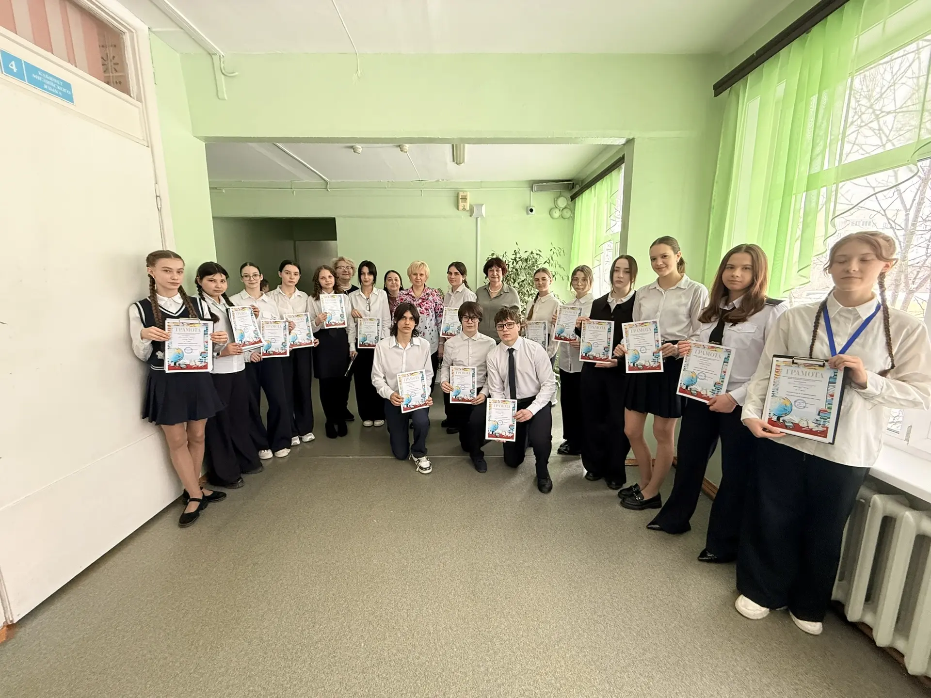 Сегодня в нашей школе состоялся яркий праздник науки — ежегодная научно-практическая конференция «Ша