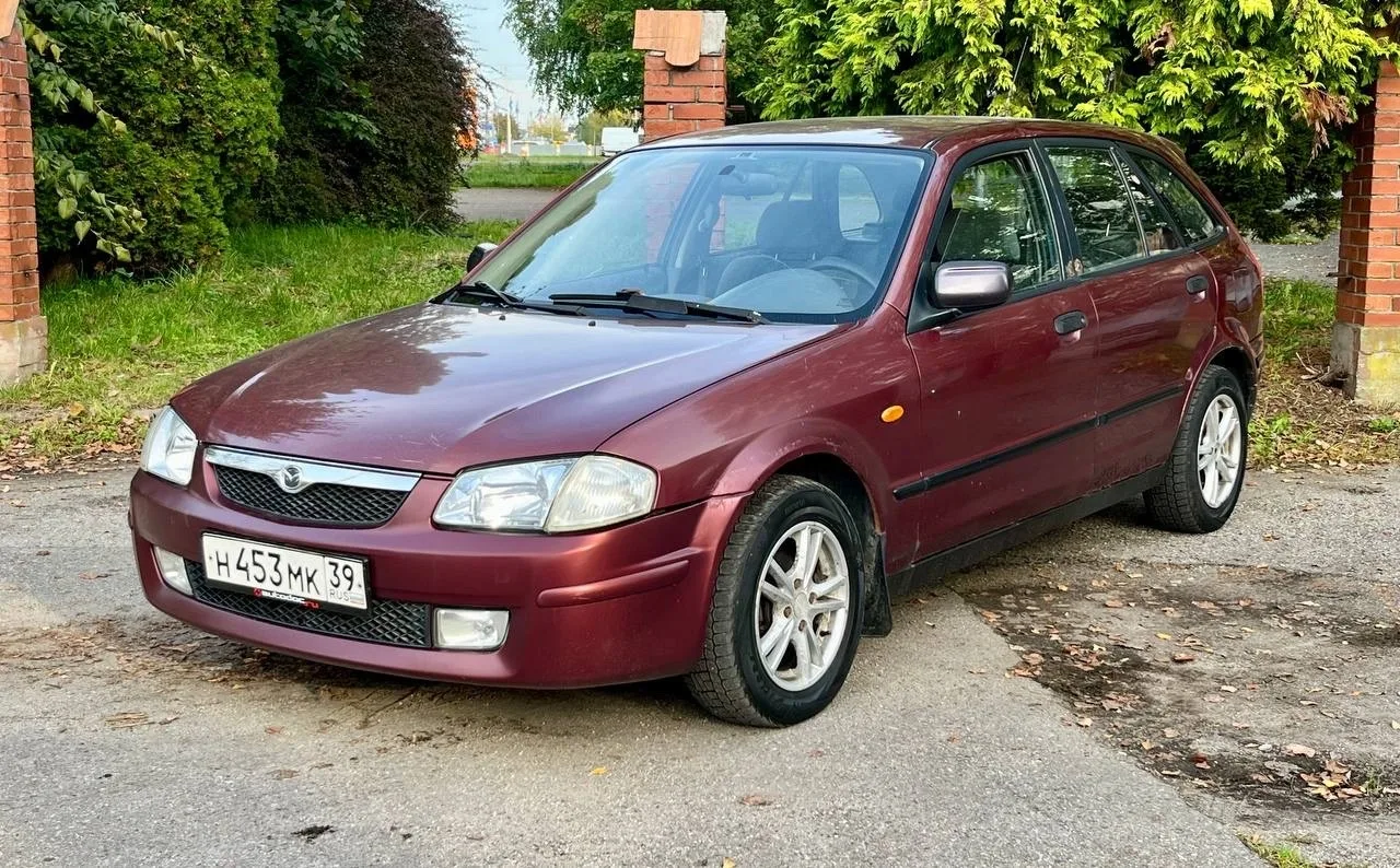 Mazda 323