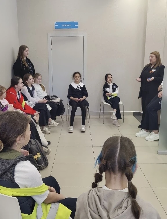 Ребята 4 «У» класса за  удачную защиту  своего предпринимательского проекта на конференции «Дети ОПО