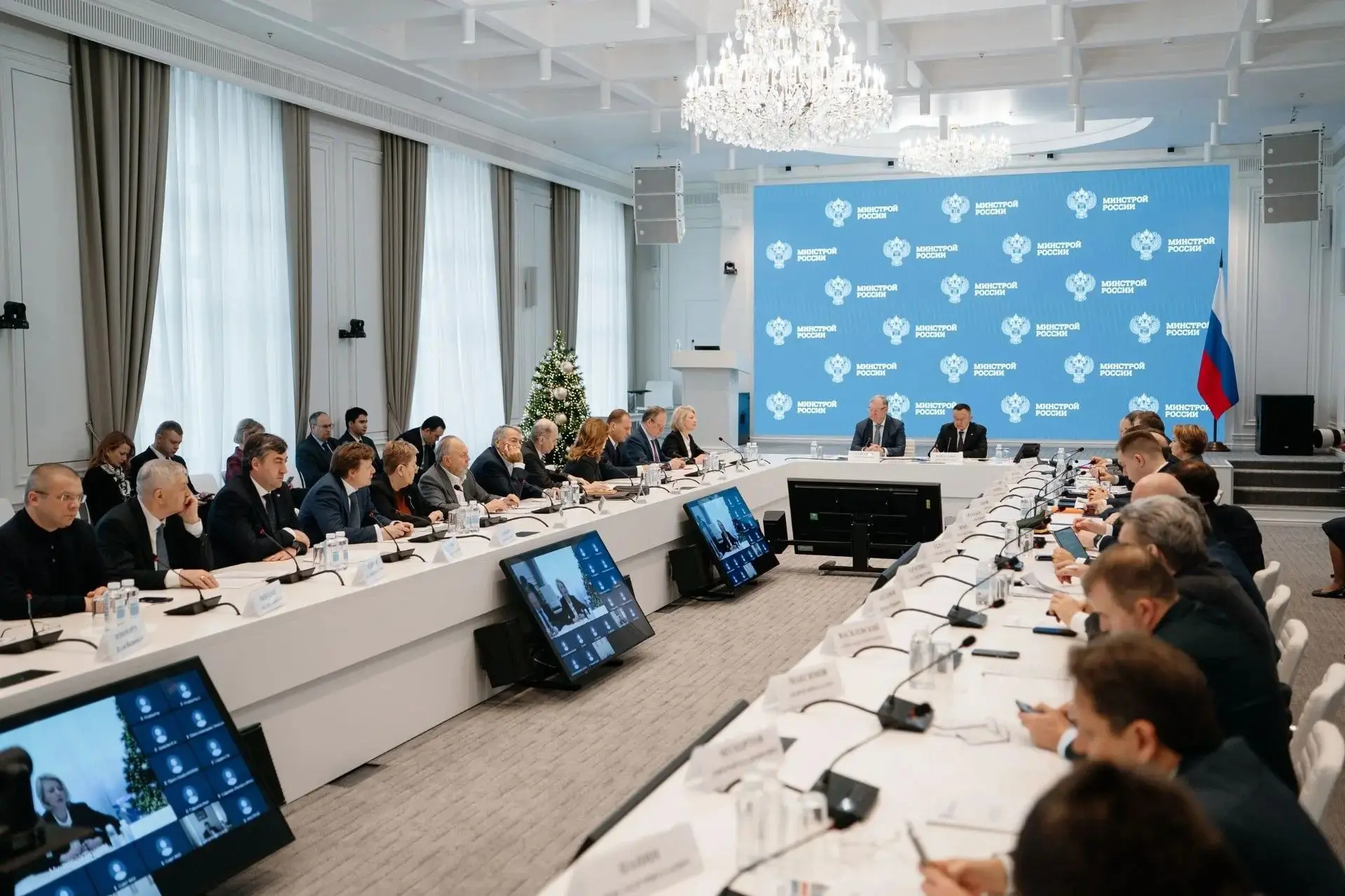 🔥 Михаил Викторов вошел в новый состав Общественного совета при Минстрое России