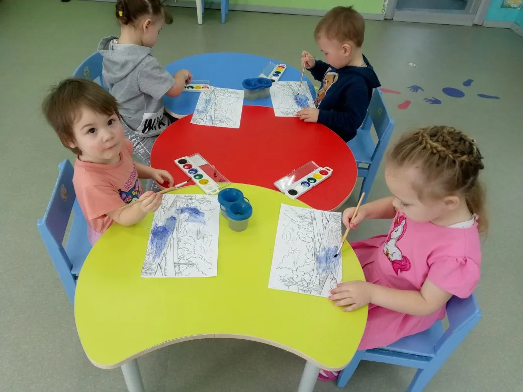 Сегодня в младшей группе прошло мероприятие, посвящённое Международному дню рек. Дети с...