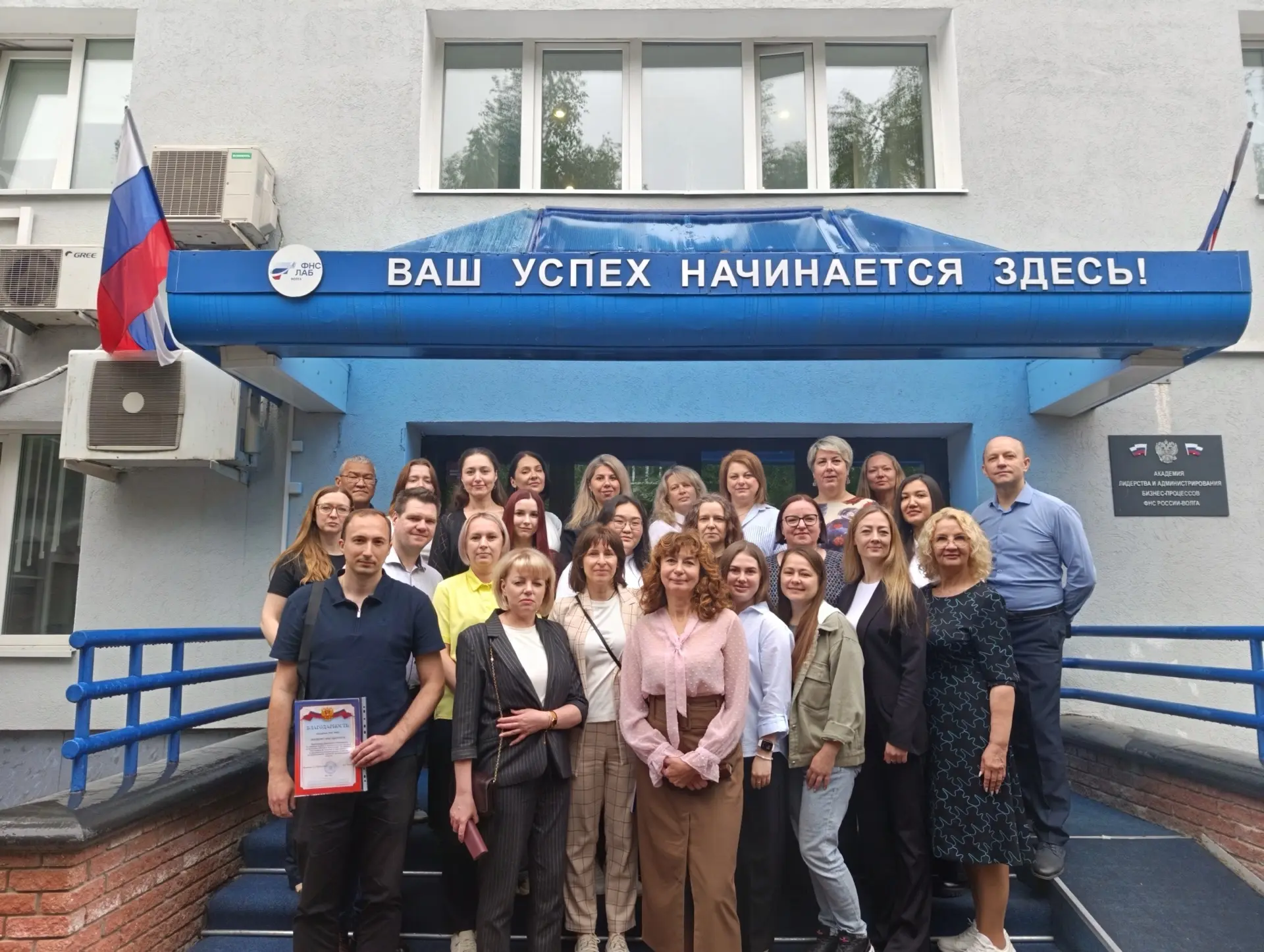 От вайб-кодинга к готовым решениям: первый пилотный поток Кафедры ИТ покорил искусственный интеллект