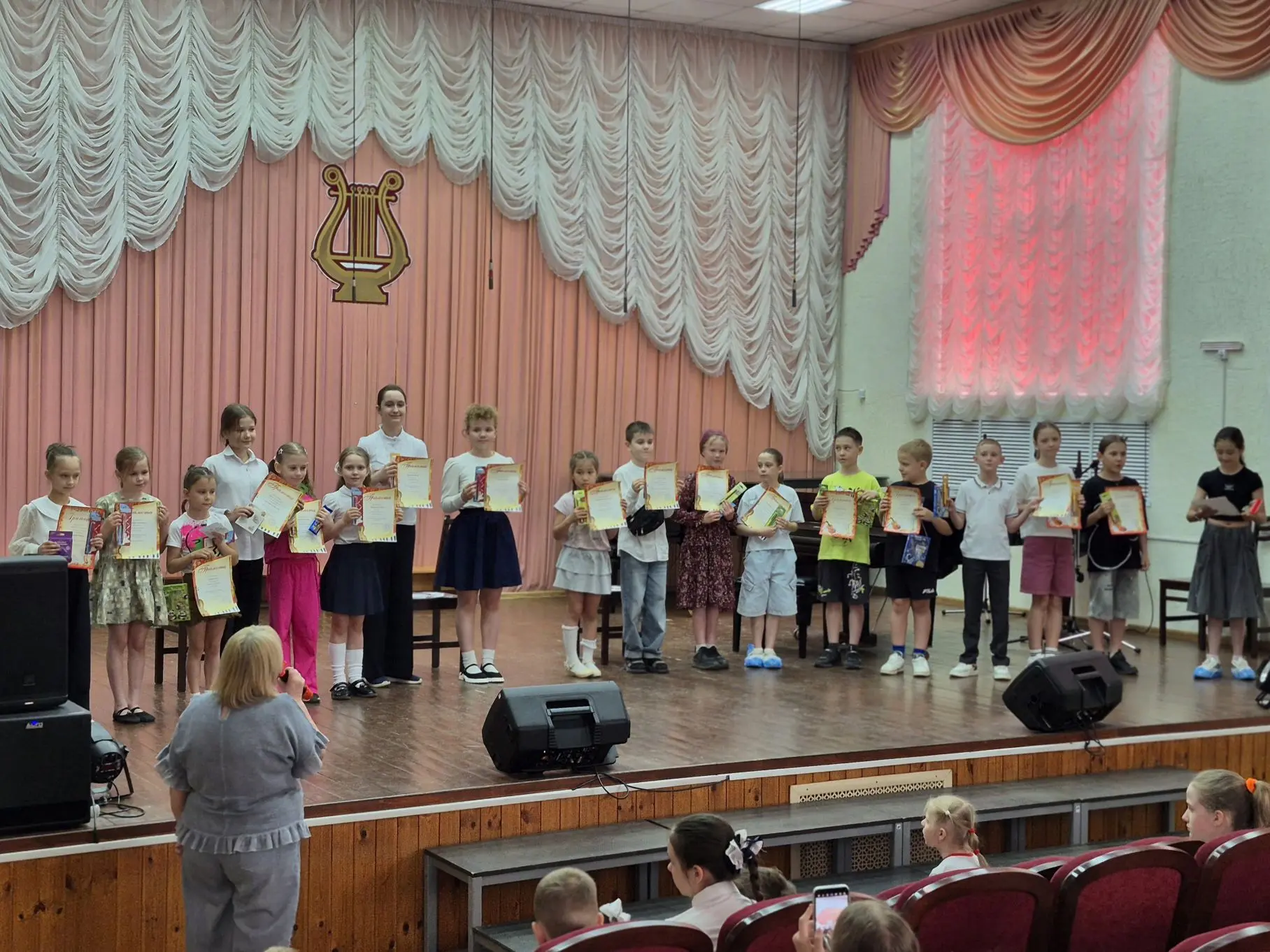 В школе прошла олимпиада по сольфеджио