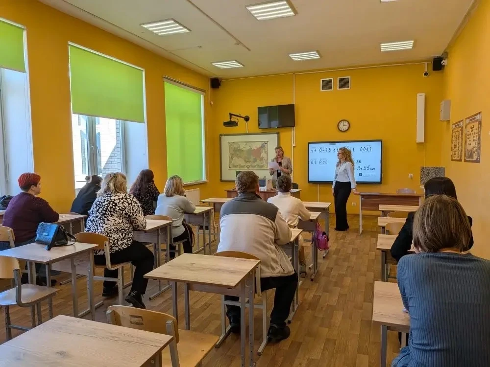 📝 Взрослые за партами: как это было?  Сегодня, 8 апреля, в стенах Колтушской школы было непривычно т