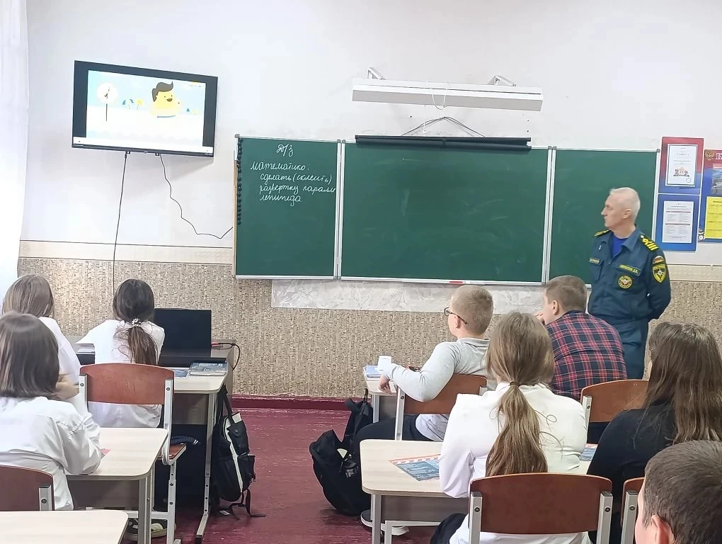В преддверии летних каникул и купального сезона инспекторы Государственной инспекции по...
