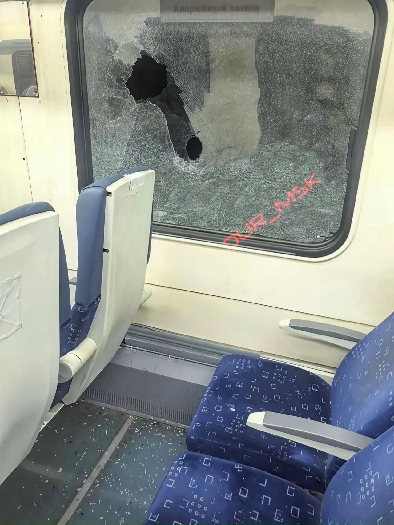 В Подмосковье снова всплеск подросткового вандализма на железной дороге. На станции Монино школьники