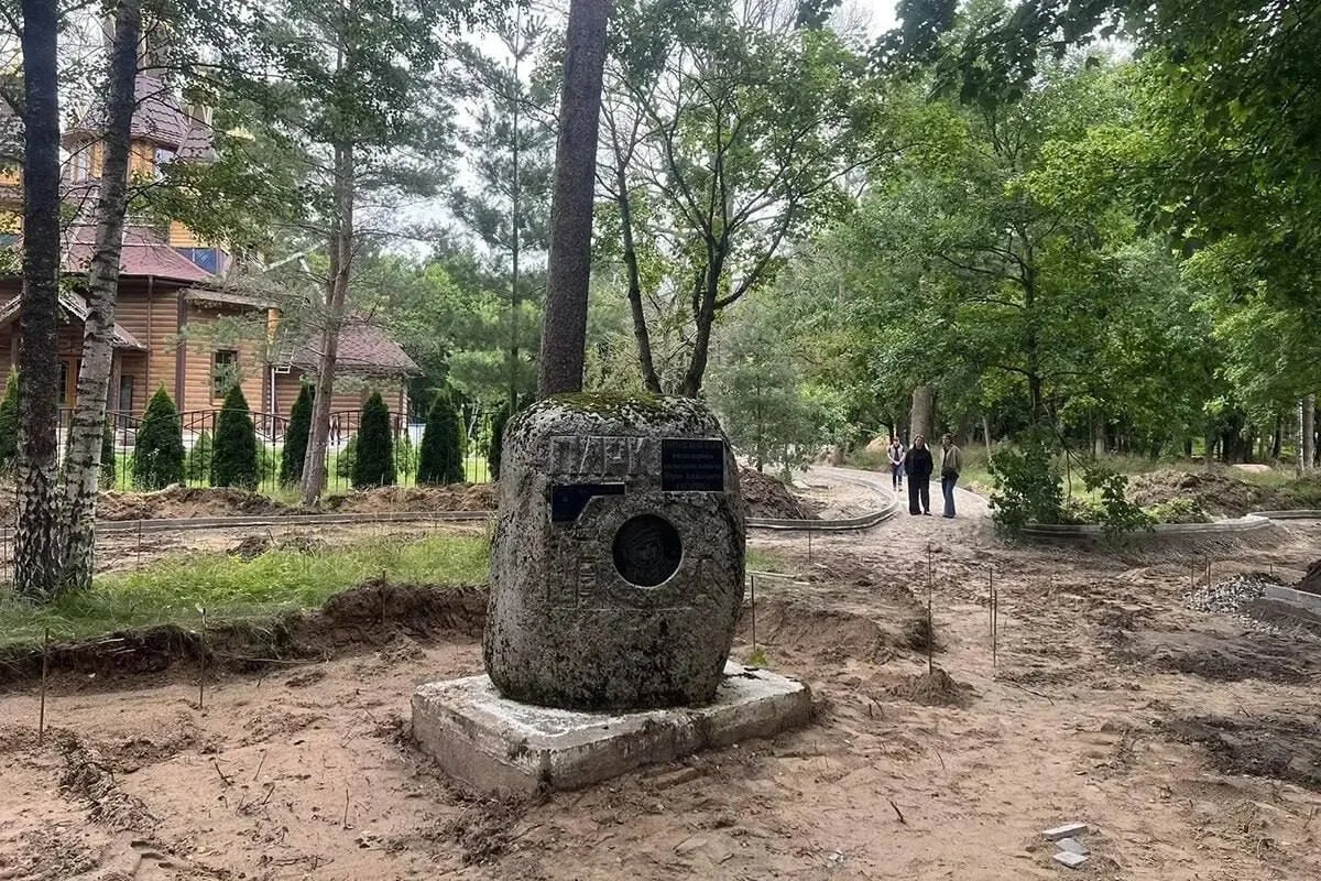 В регионе началось благоустройство новых парков

 В Черняховске обновляют центральную площадь и созд