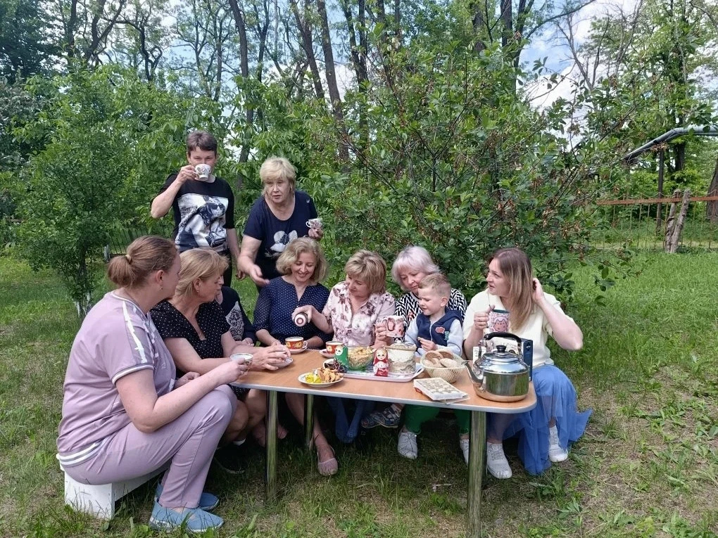 В Калининском внутригородском районе города Горловка продолжается акция «Добрые соседи»