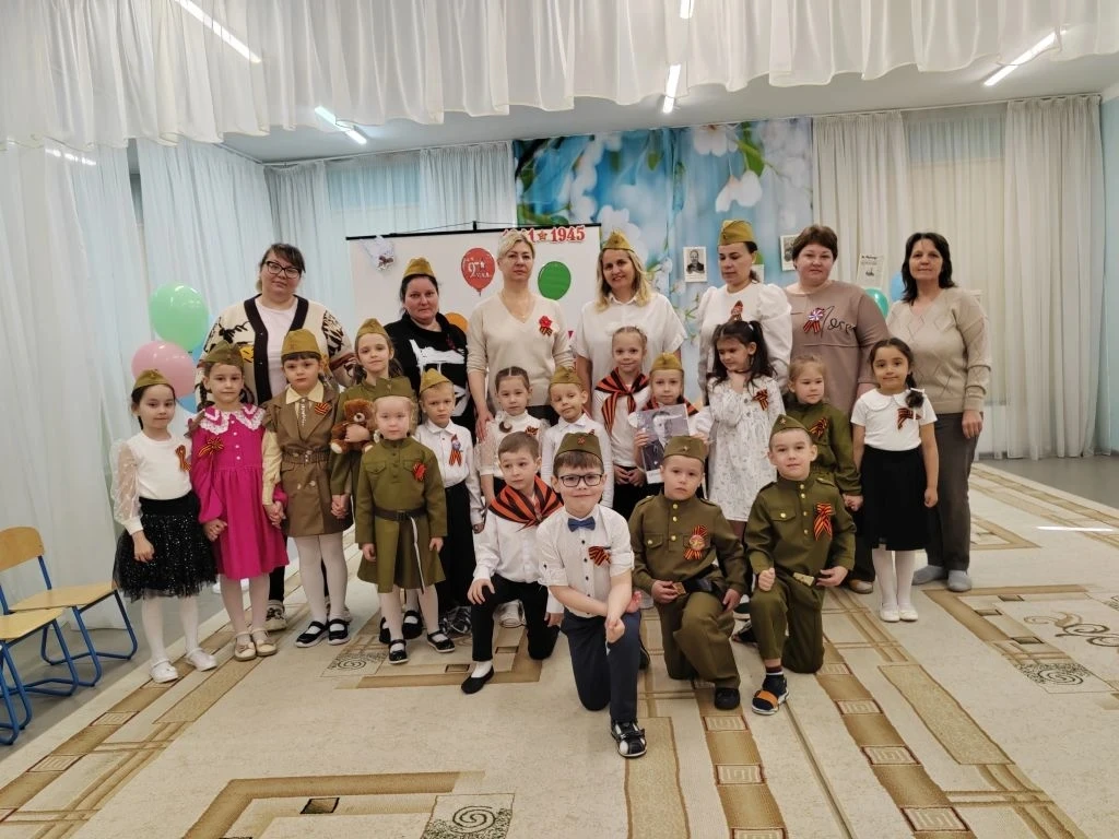 Сегодня в нашем детском саду было по-особенному тихо и торжественно. Прошел конкурс чте...