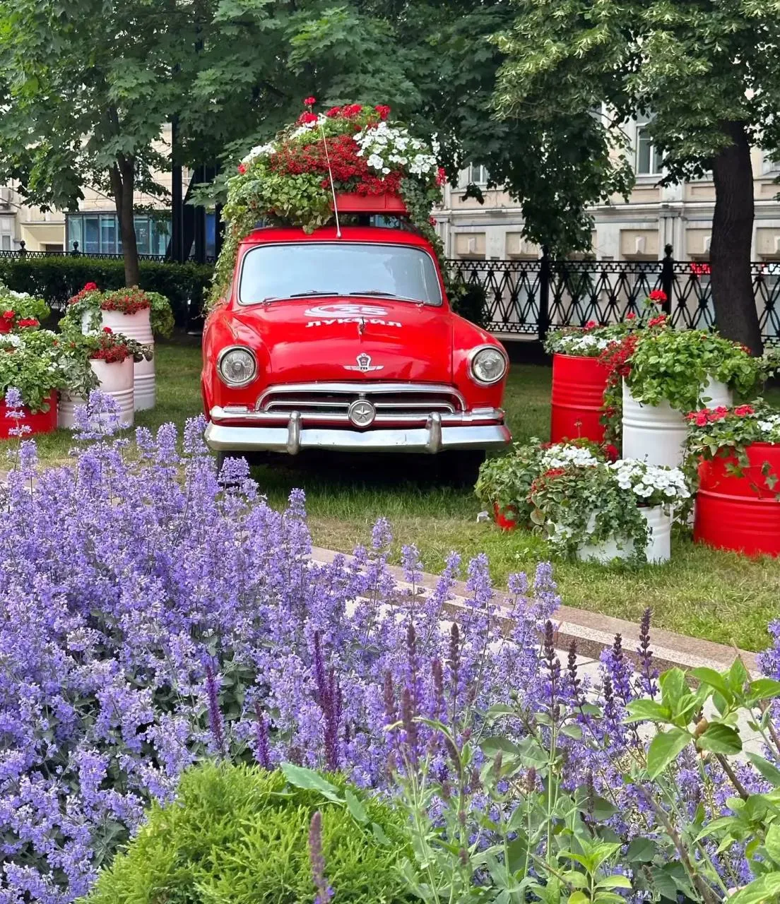 💜 Сретенский бульвар летом

Москва радует. Подписаться