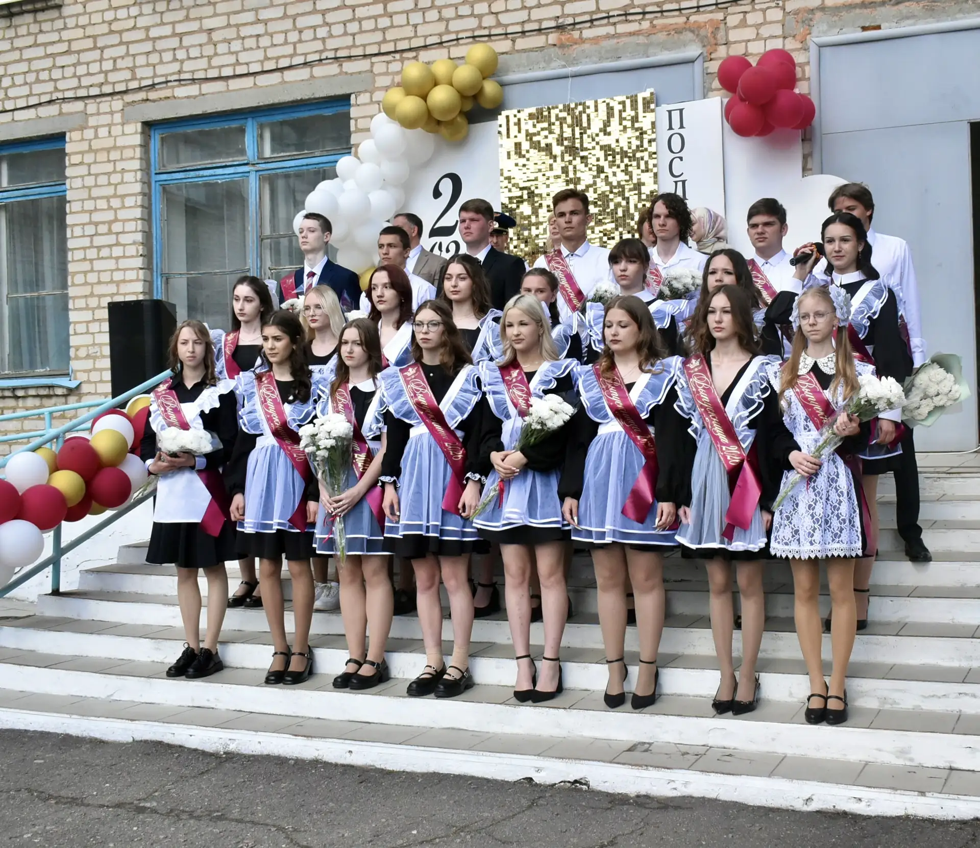 🔔 Сегодня, 26 мая, последний звонок прозвенел в Ртищевском районе!