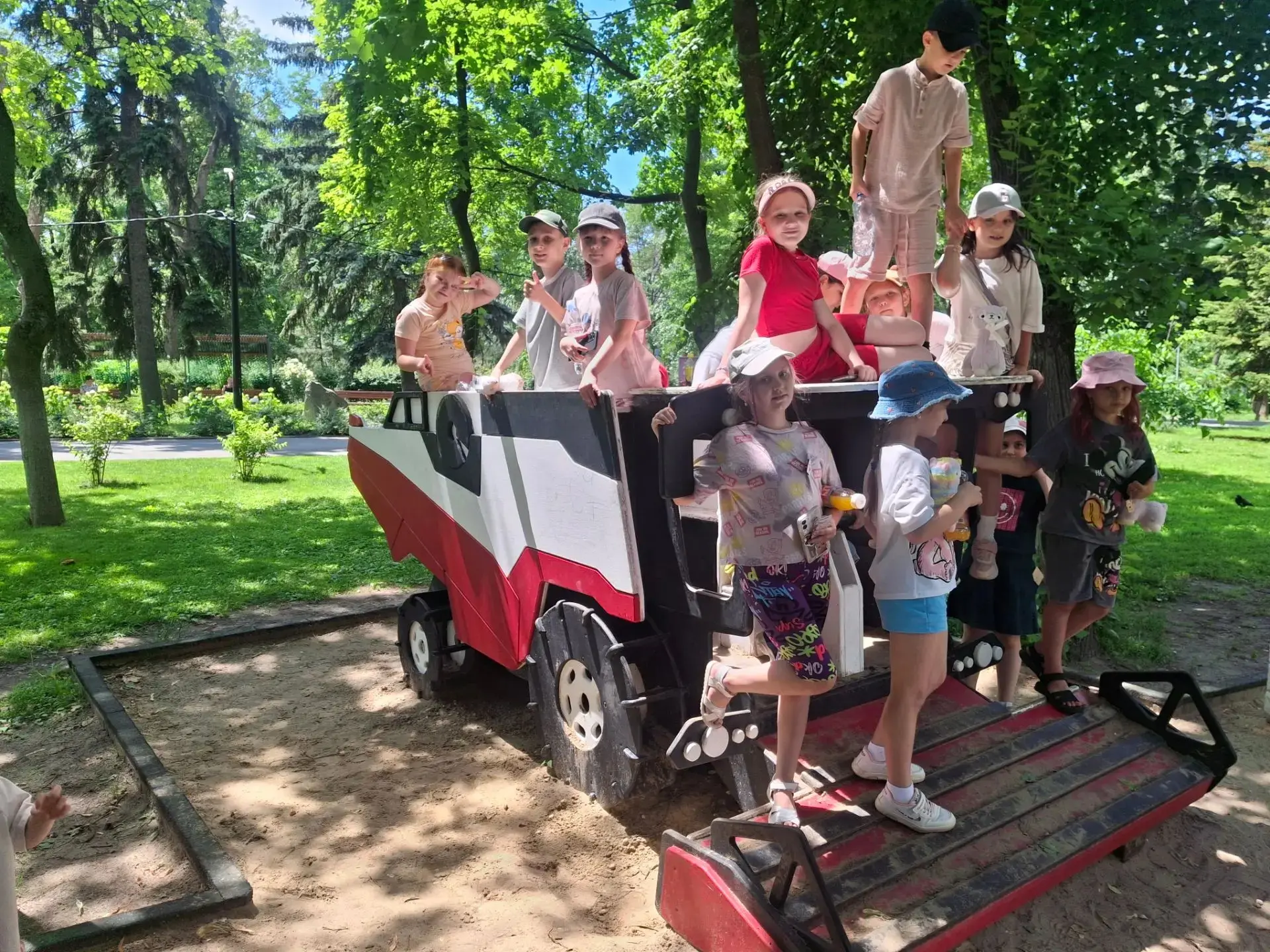 В пришкольном лагере "Солнышко" прошла увлекательная акция «Цена крошки хлеба — велика!...