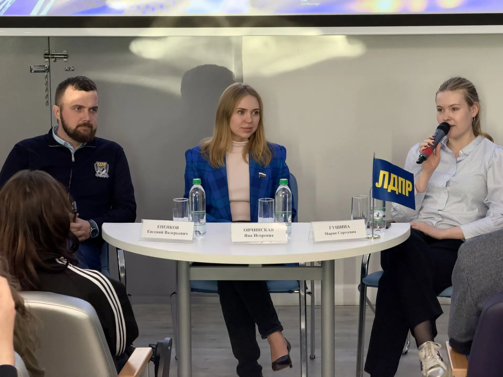 Молодёжь должна не только наблюдать за политикой, но и участвовать в ней
