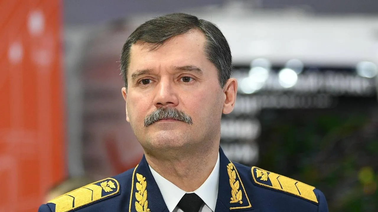 ⚡️Задержан экс-главы Росавиации Нерадько в связи  с хищением 800 млн рублей при строительстве ВПП в 