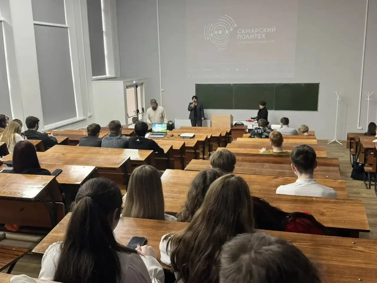 Выпускники школы посетили «Тест-драйв университетской жизни» в Самарском политехе 🚀🎓 25 марта учащие