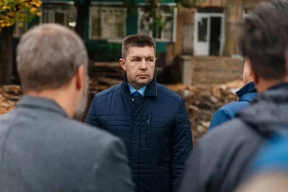 ⚖ Прокуратура требует изменить основание увольнения экс-мэра Липецка Романа Ченцова
