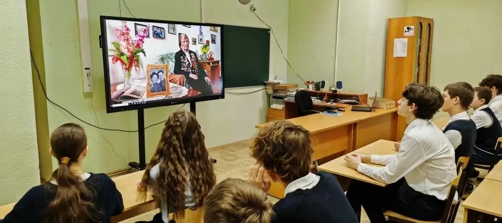 💥РАЗГОВОРЫ О ВАЖНОМ 💥  🎵 Сегодня, 4 мая, в нашей школе прошли «Разговоры о важном» на тему «Песни о 