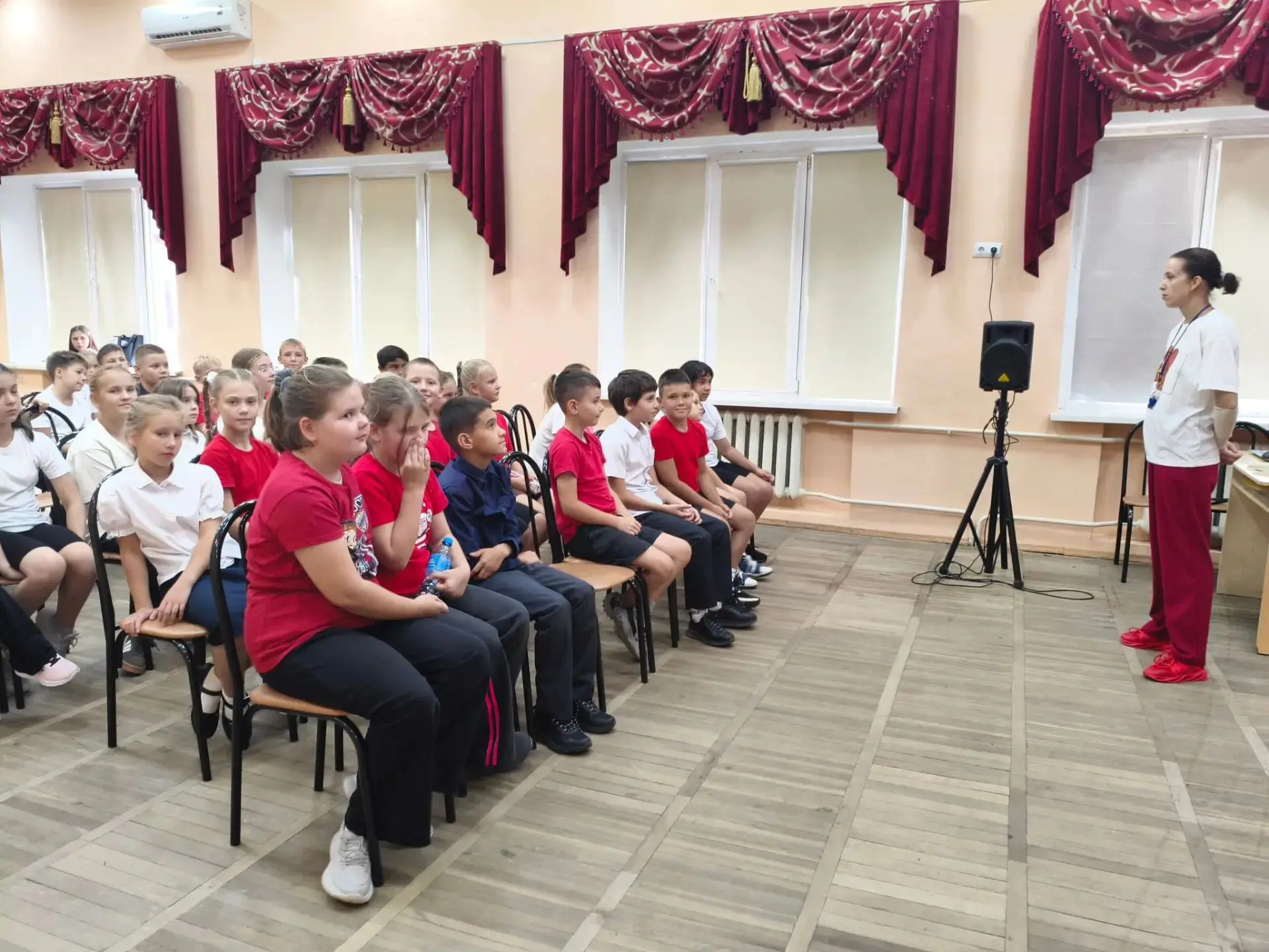 🥋В школе прошло торжественное открытие САМБО для учащихся 4-х классов (учитель физичес...