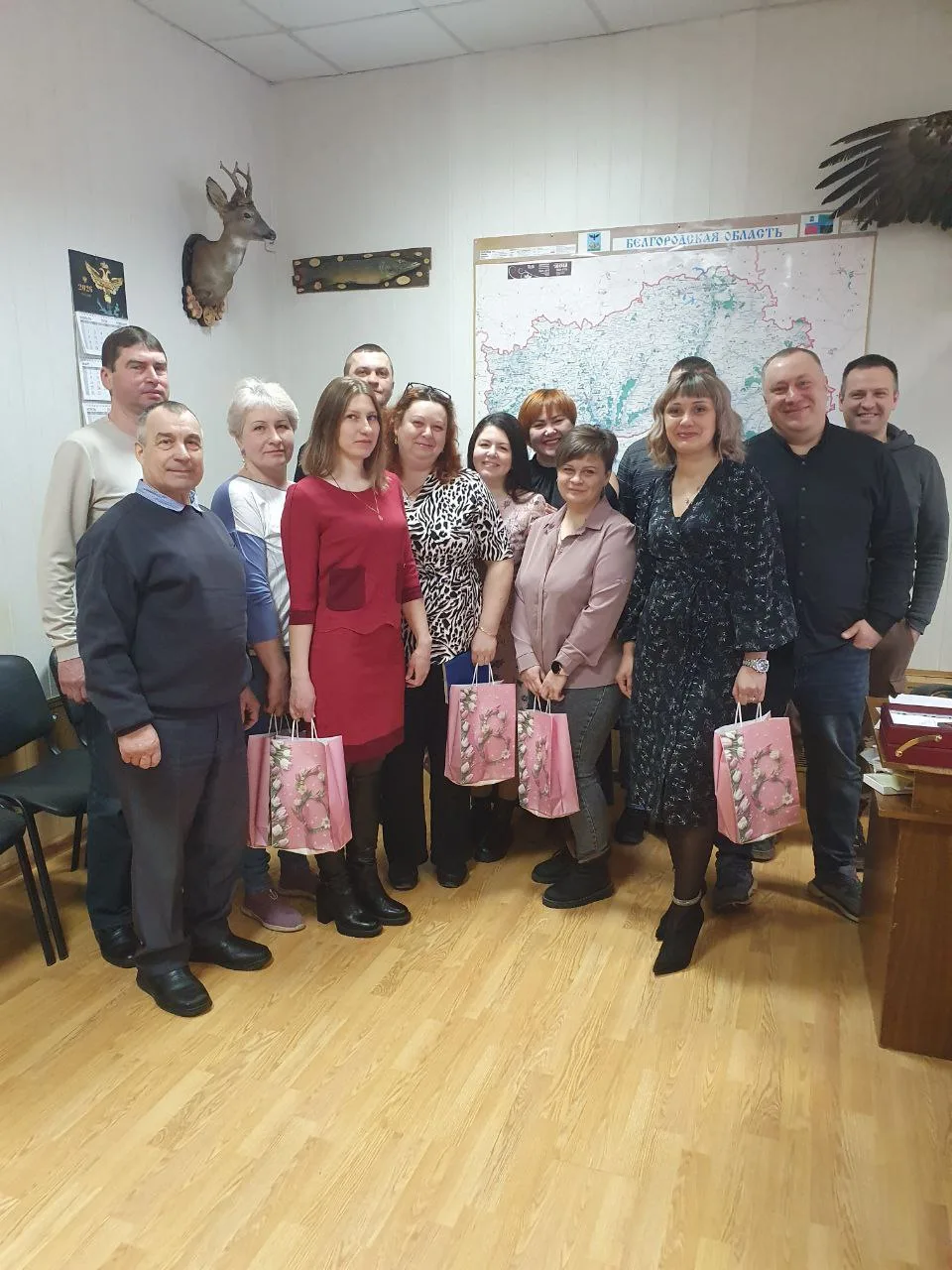 🌷 С 8 Марта! Тепло наших сердец — для вас!