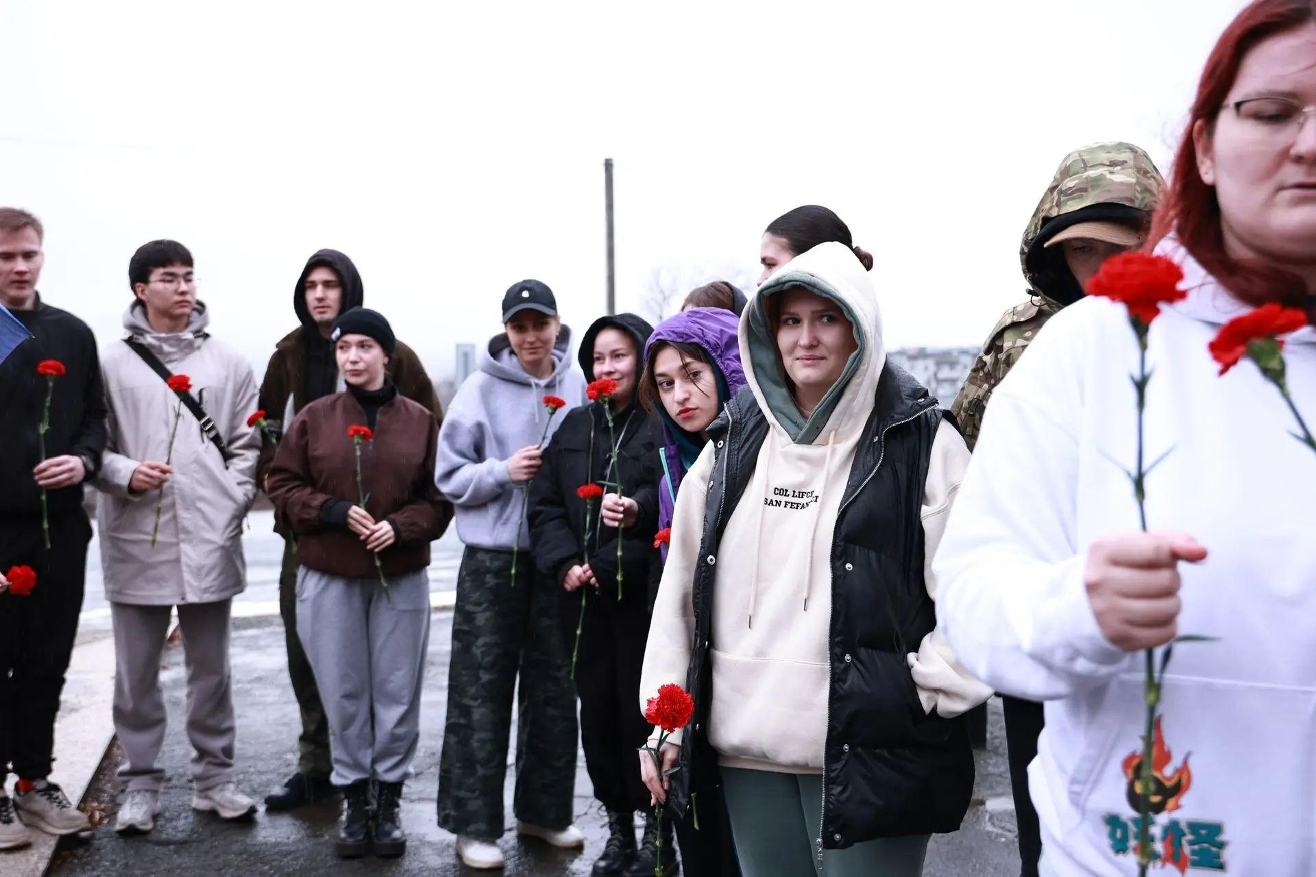 Память в делах: студенты ДВФУ привели в порядок захоронения героев Хасанских событий