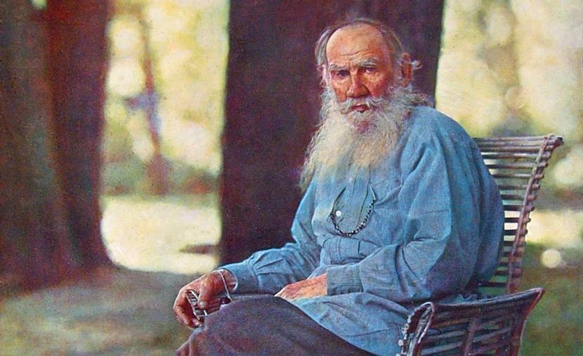 Все думают изменить мир, но никто не думает изменить себя.