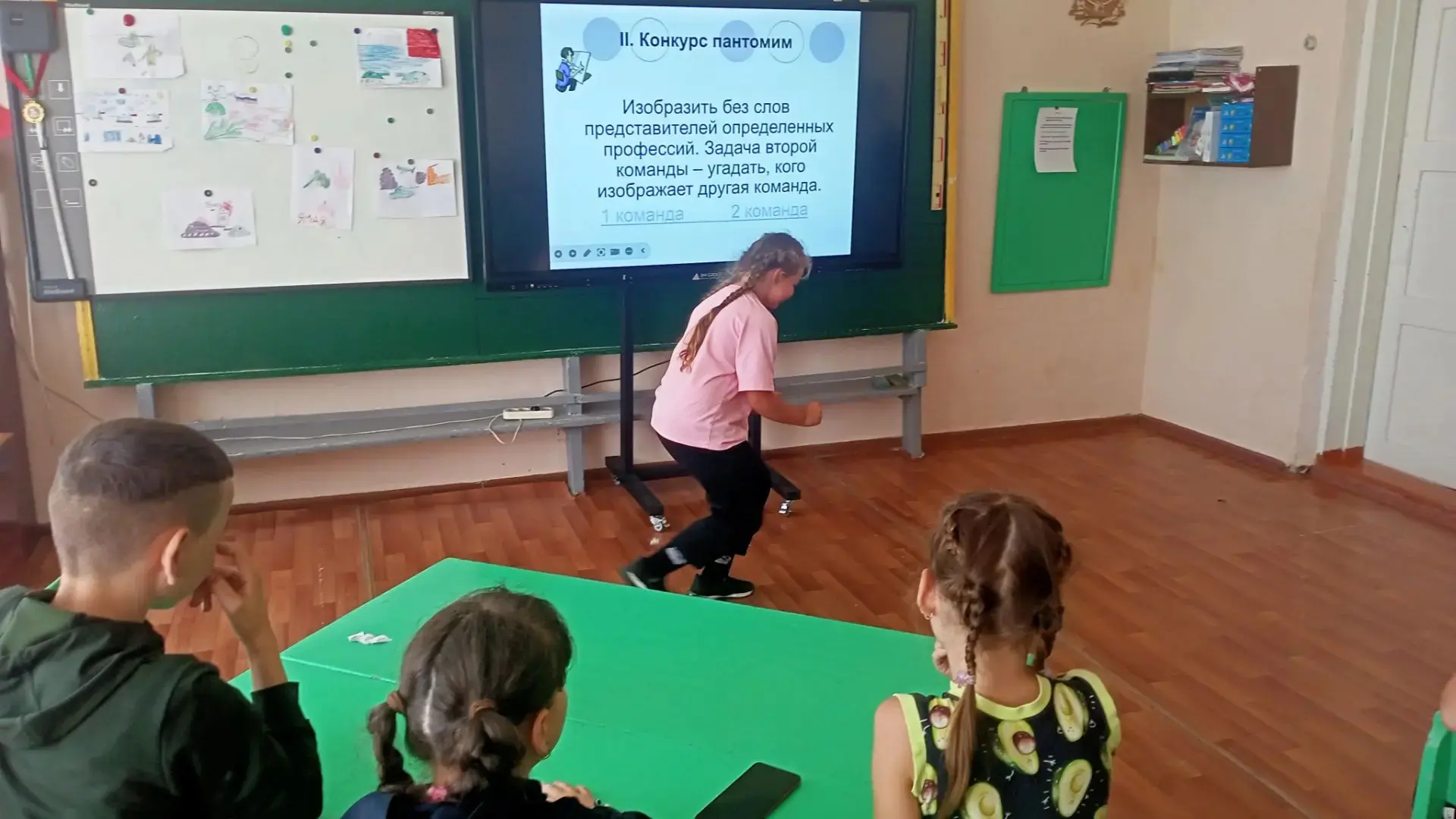 ЛОЛ "Муравейник". День 15-й.
Сегодня у воспитанников был очень насыщенный день.
Ребята приняли актив