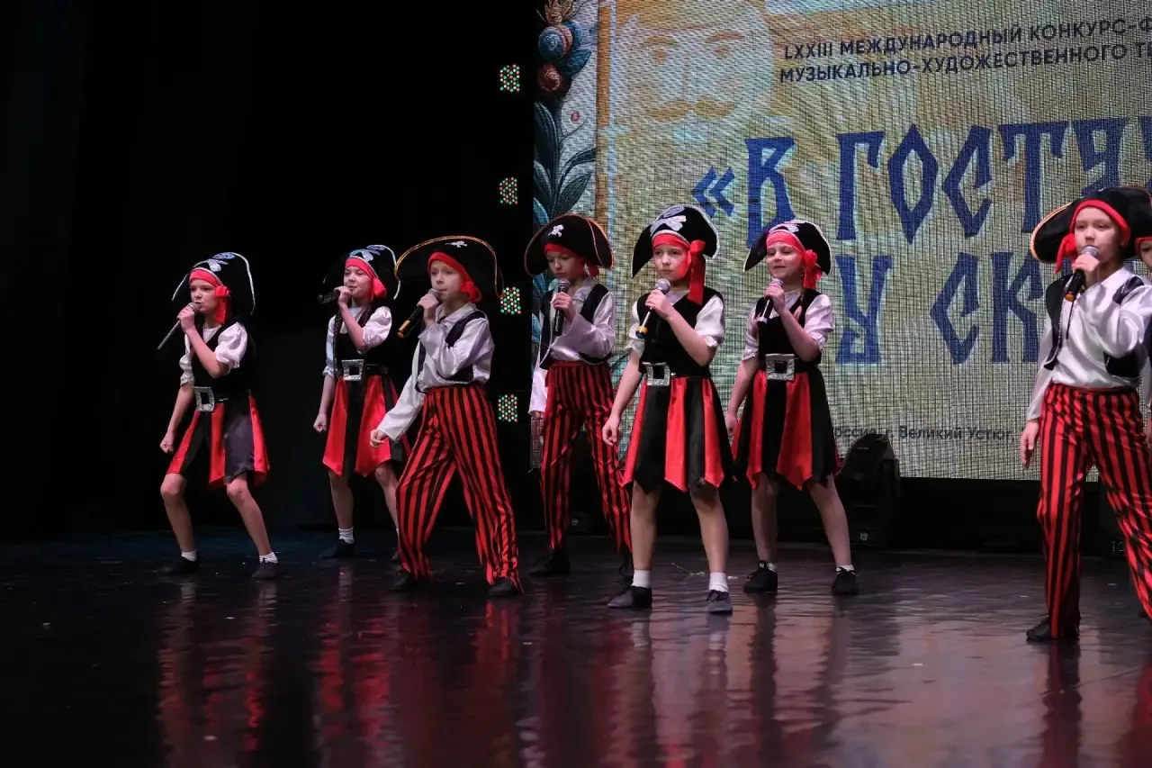 🎤 Студия современной эстрадной песни «LarSi» объявляет дополнительный набор!