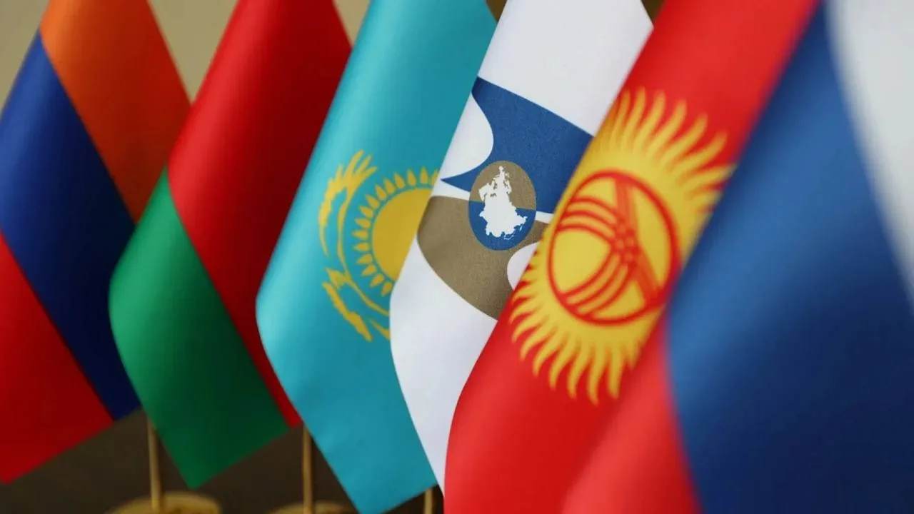 29 мая – День Евразийского экономического союза! 🇦🇲🇧🇾🇰🇿🇰🇬🇷🇺