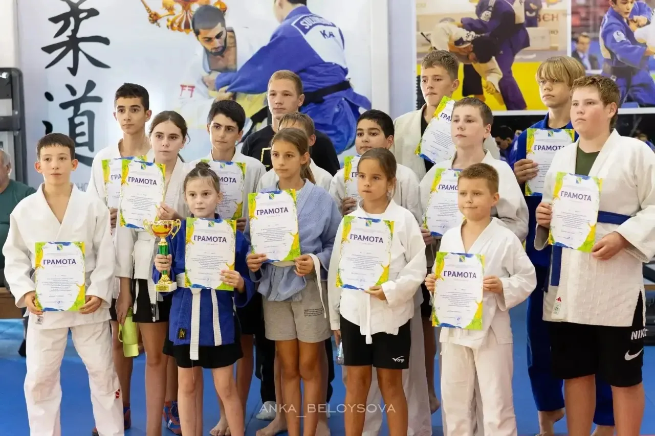 🥳 🎉 Поздравляем нашу ученицу IT-Школы «Алгоритмика» Дарину с победой 🥈 🏆 в муниципа...