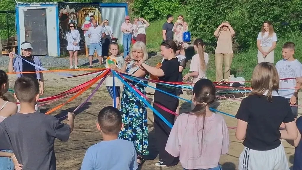 🎊 УРА! Ученики 4 «Г» успешно закончили учебный год и переходят в пятый класс! 🎊  Ребята, вы — настоя