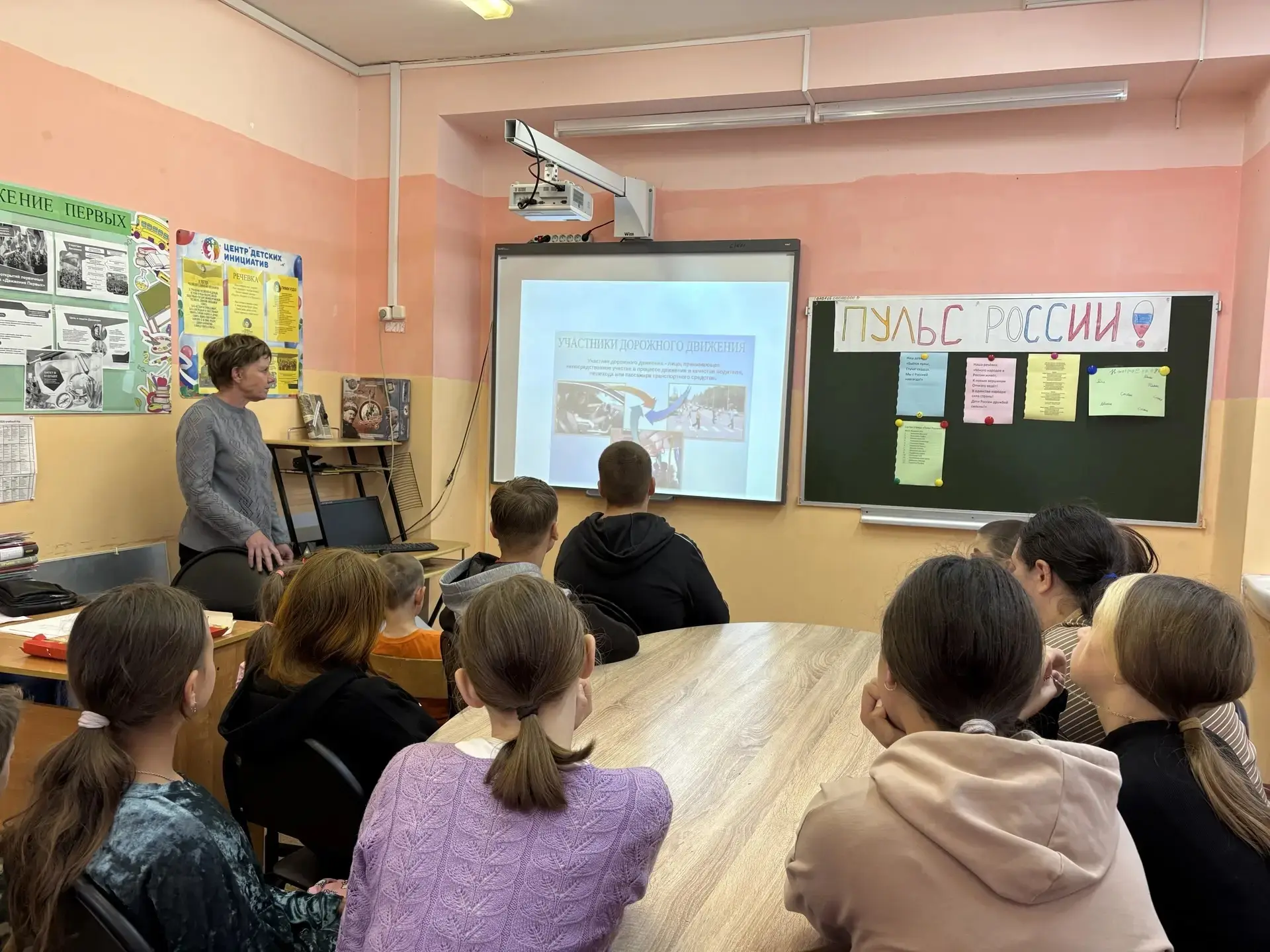 Утро в пришкольном лагере началось бодро и энергично с общей зарядки, которая помогла р...