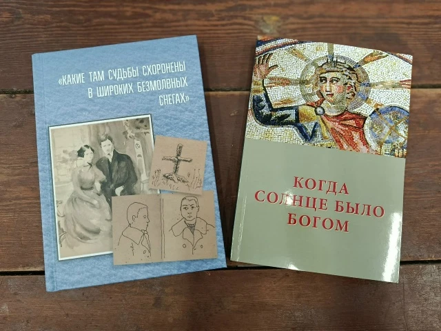 У нас в Каргопольской библиотеке книжные подарки!