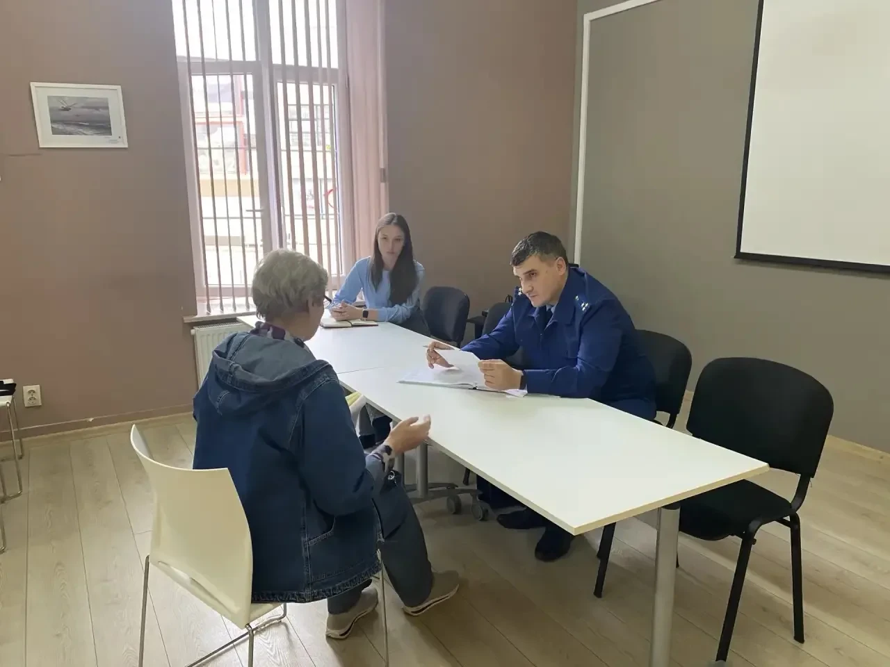 📌 Прокурор Советска провел прием работников завода «Тильзиткроне»