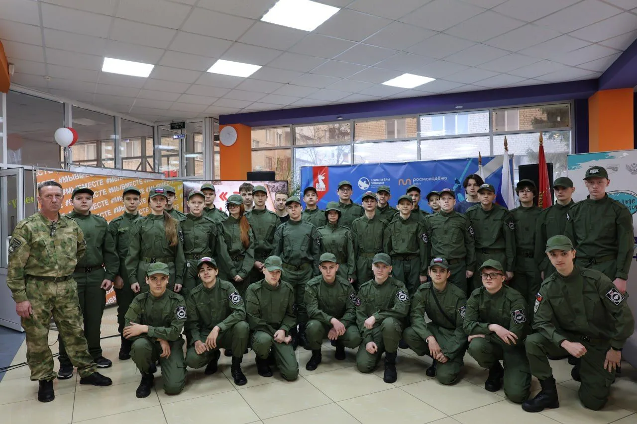 Студенты Борисовского агромеханического техникума встретились с героем нашего времени🎖️