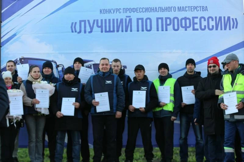 Женщины-водители не смогли составить конкуренцию в конкурсе "Лучший водитель городского...