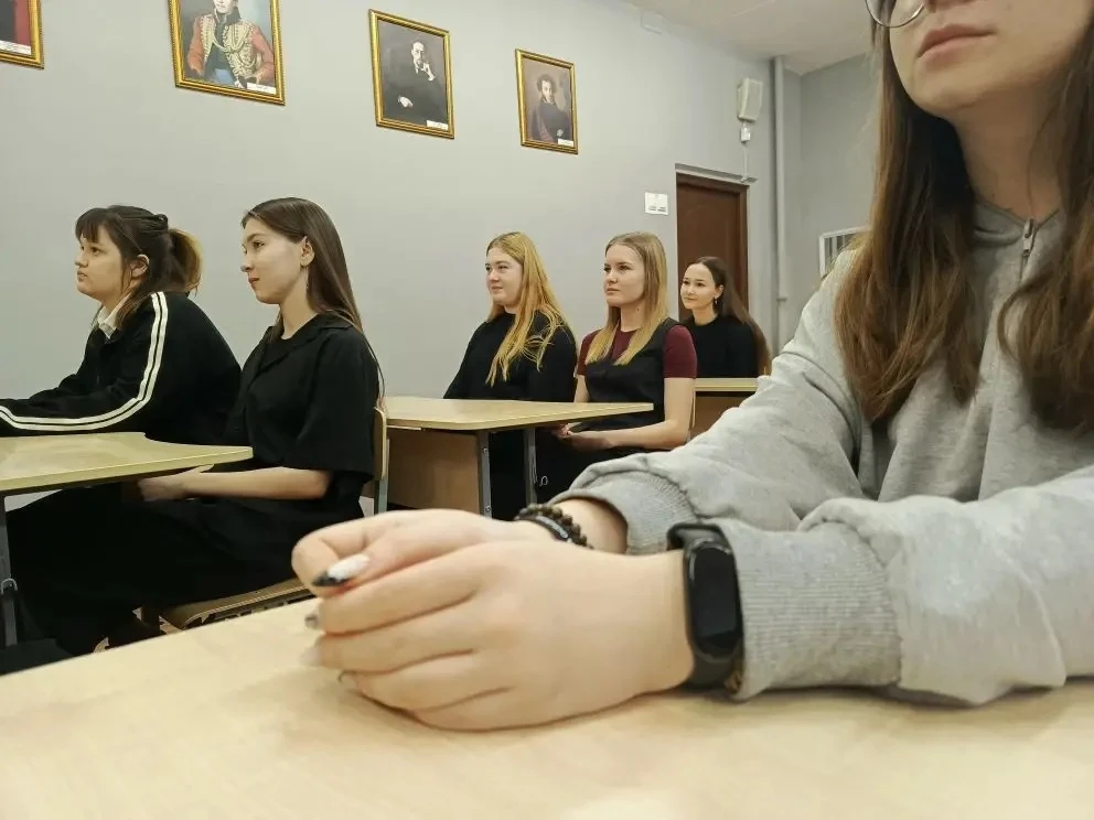Урок-предостережение: фильм «Предательство» напомнил ученикам 10а класса о важности правильного выбо
