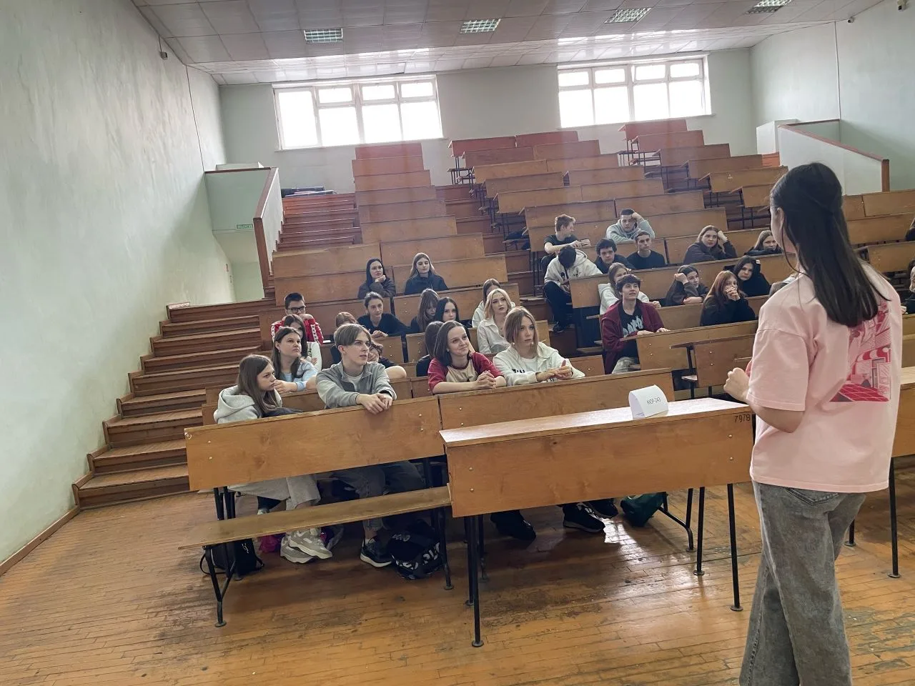 Дайджест Фестиваля 🛠️   🔥 Прошедшие дни стали настоящей проверкой на прочность для будущих правозащи