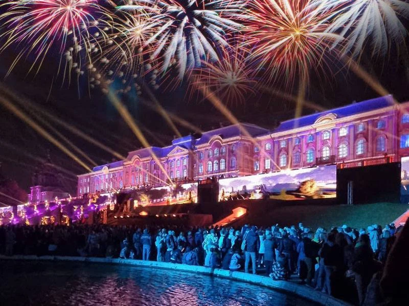 🤩 Фестиваль фонтанов пройдёт в Петергофе 26 и 27 сентября