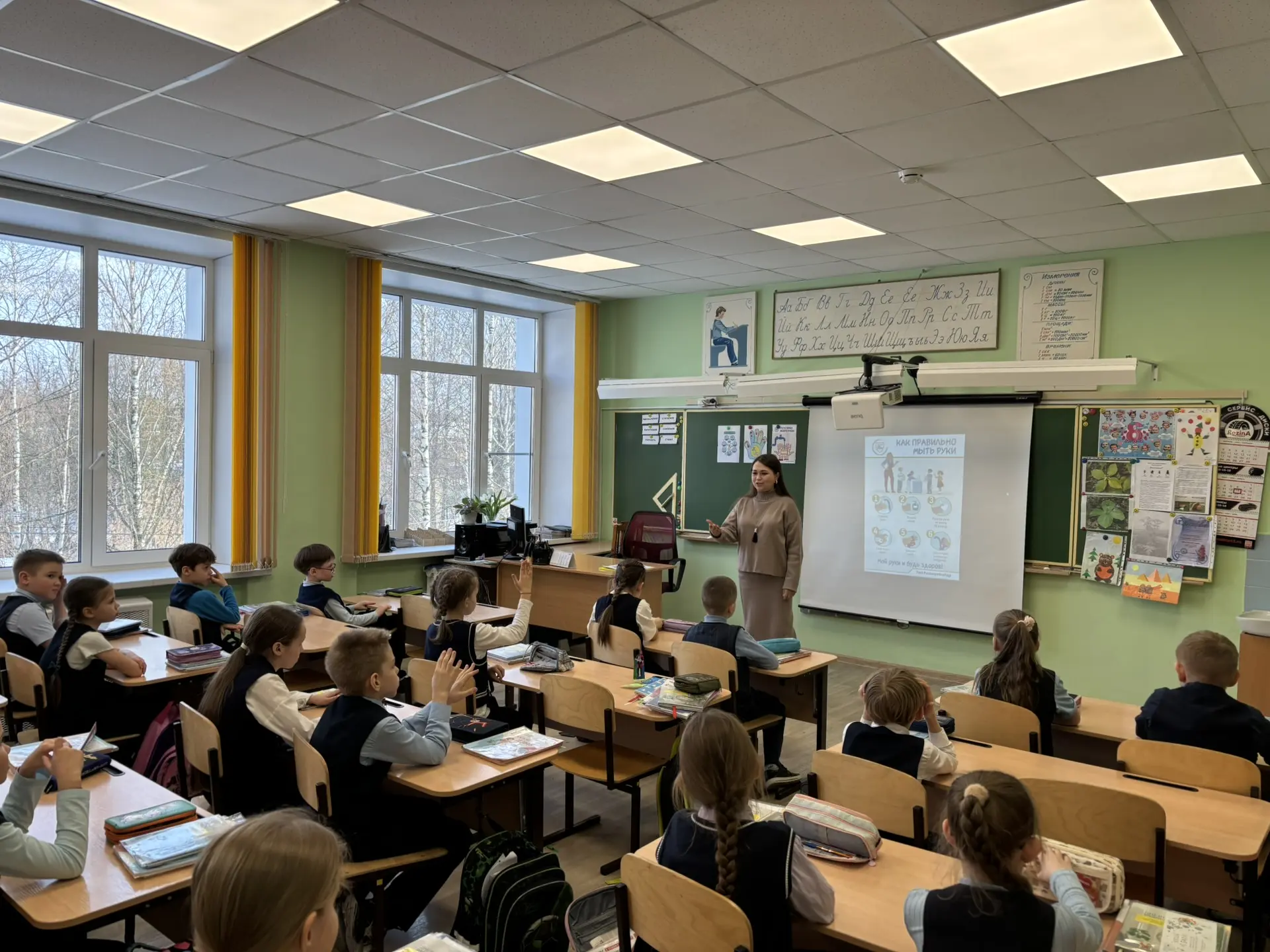 В пятницу у учащихся 2 «Б» класса прошла полезная встреча с врачом-эпидемиологом Центра гигиены и эп