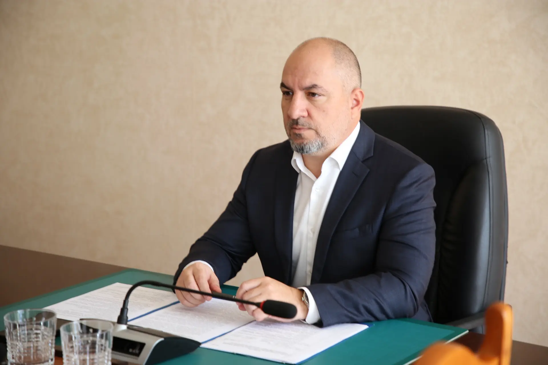 Адильхан Ахмедов принял участие в заседании комиссии Госсовета по эффективной и конкуре...