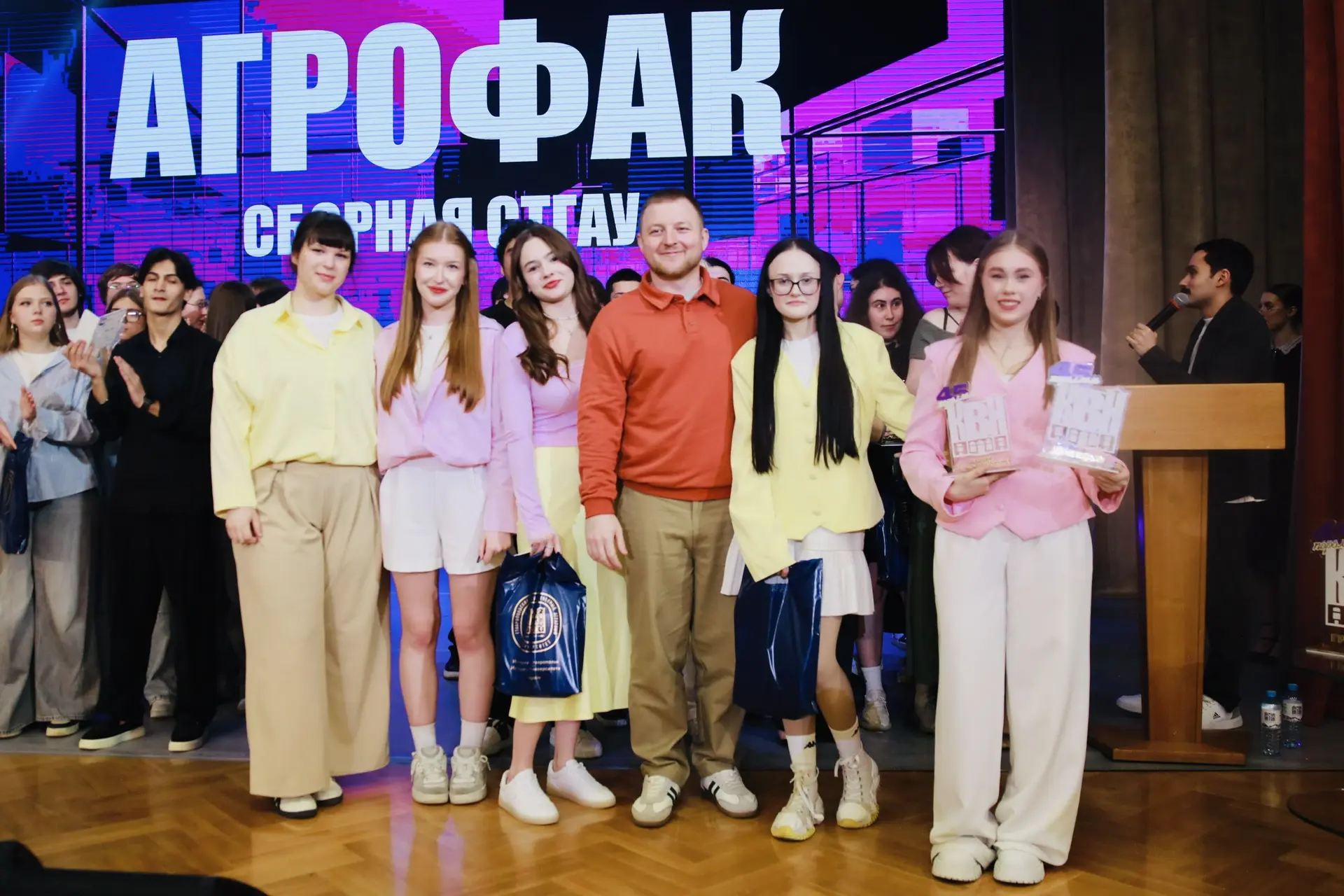 🏆 Весенний фестиваль КВН СтГАУ: смех, таланты и победы!  Представляете, это не шутка! Долгожданный в
