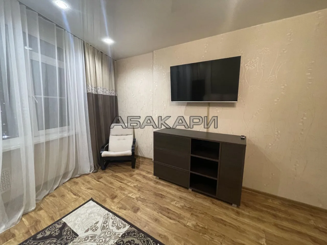 🏠 улица Авиаторов, 42
